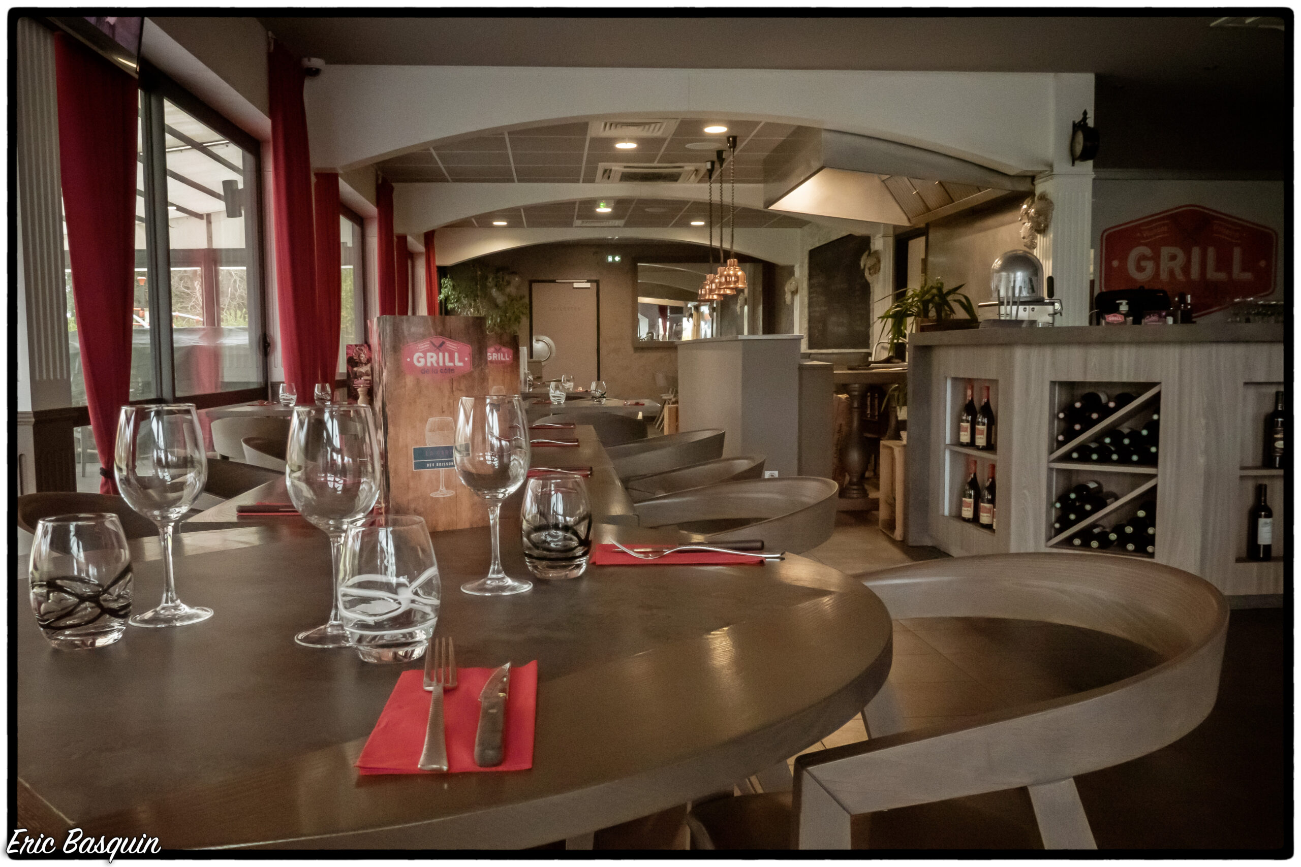 Salle du restaurant Le Grill de la Côte